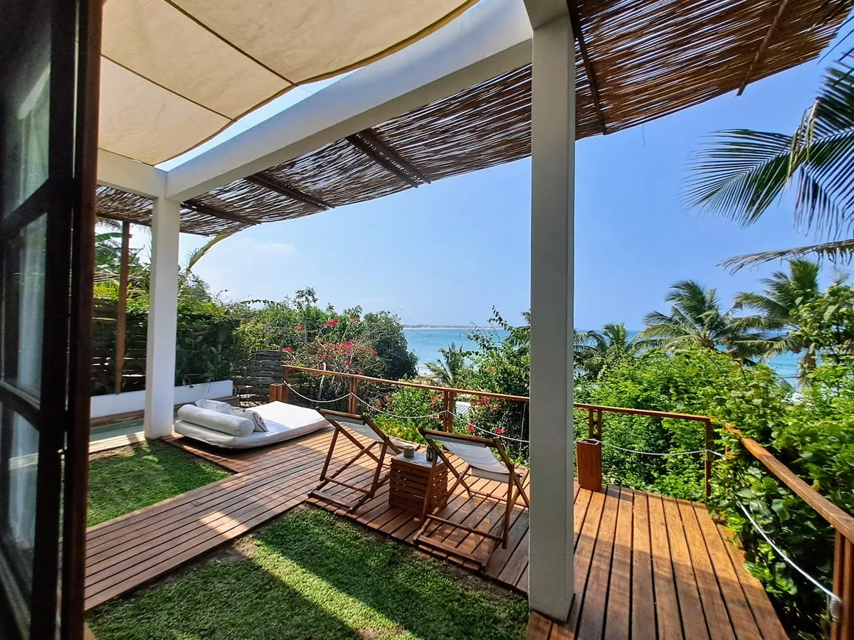 Baia Sonambula, Tofo Beach exterior view