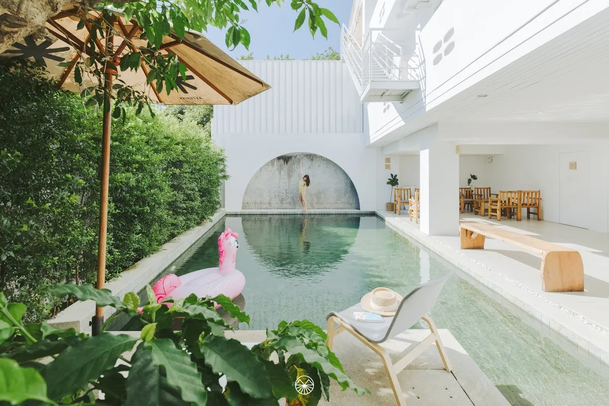 Bedline Hotel, Phuket exterior view