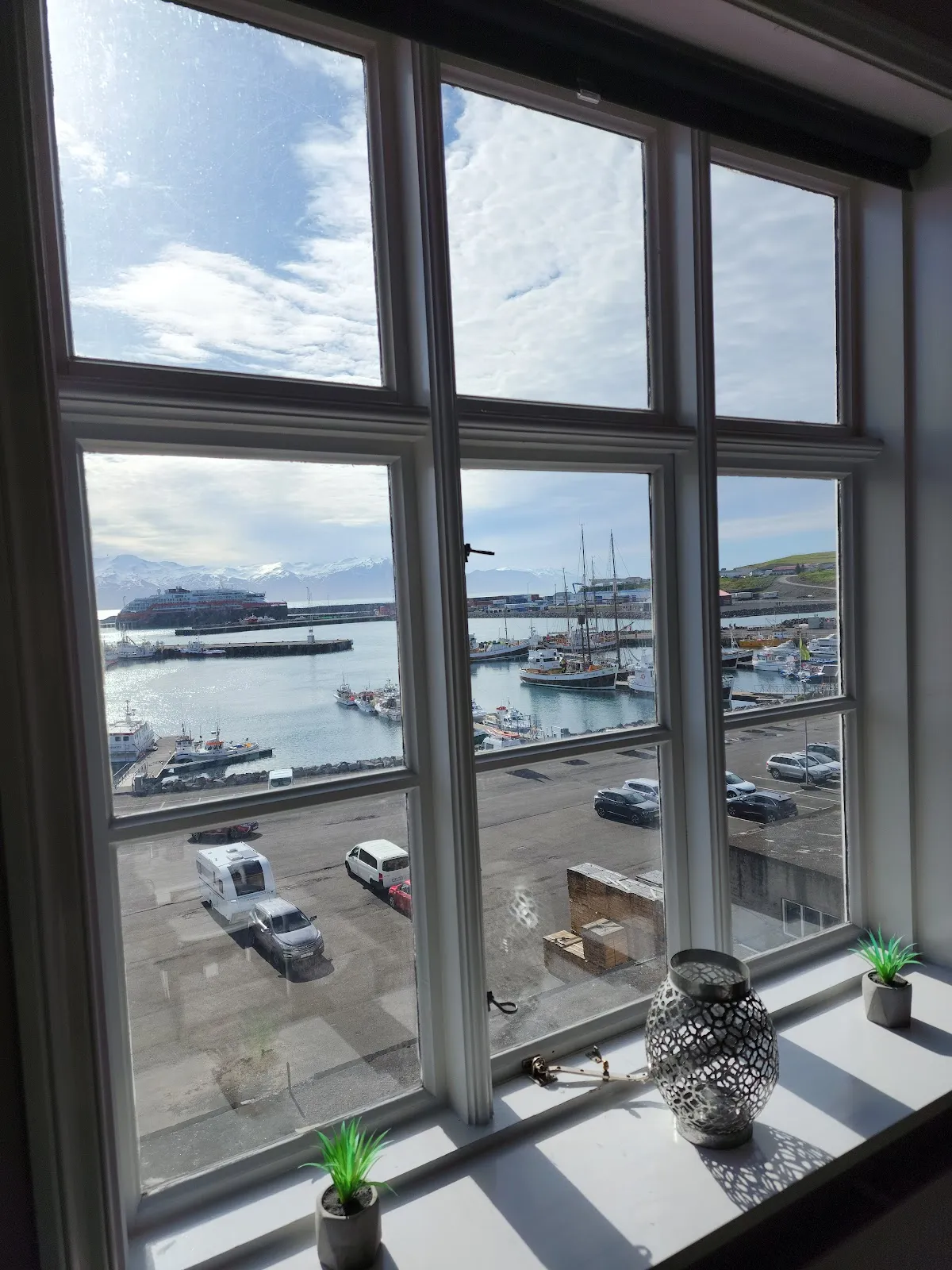 Bjarnabúð, Husavik exterior view