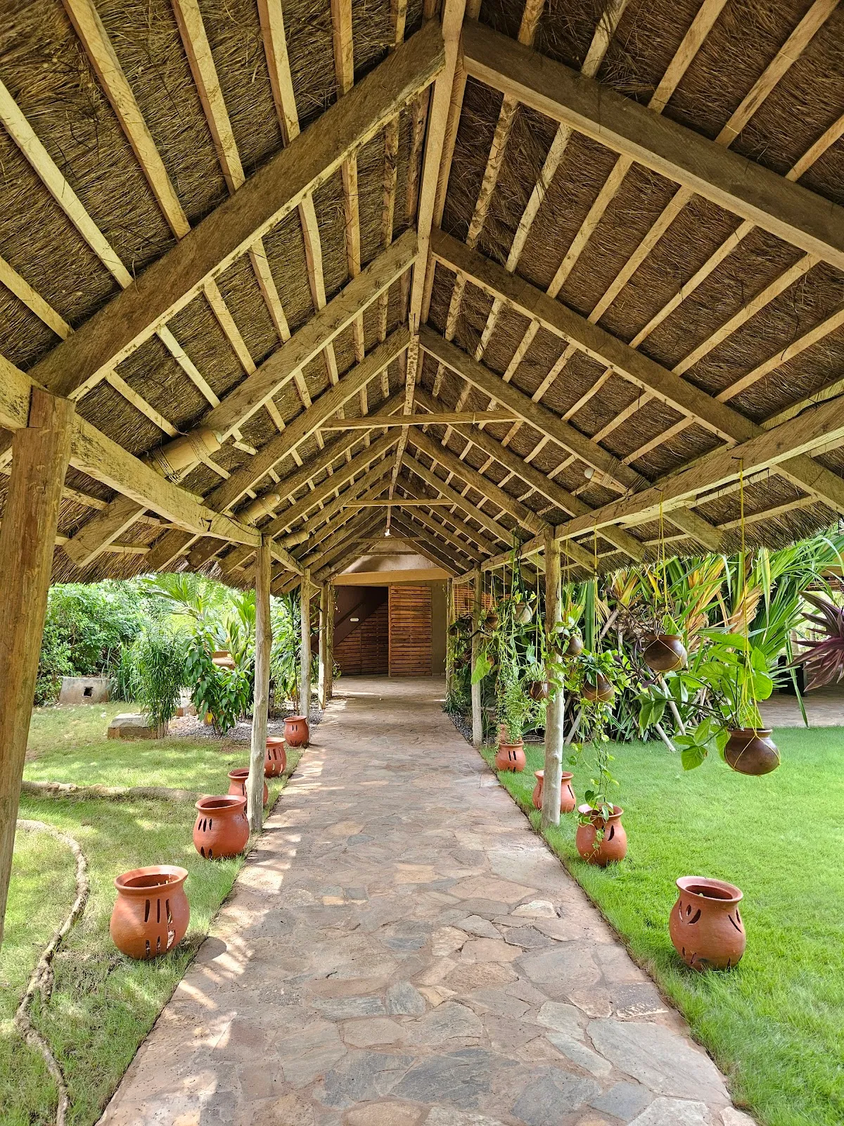 Blue Turtle Bay, Lome exterior view