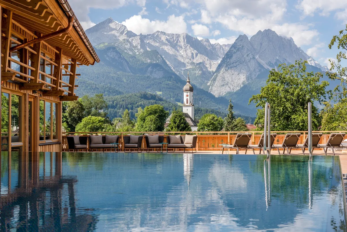 Boutiquehotel Werdenfelserei, Bavarian Alps exterior view