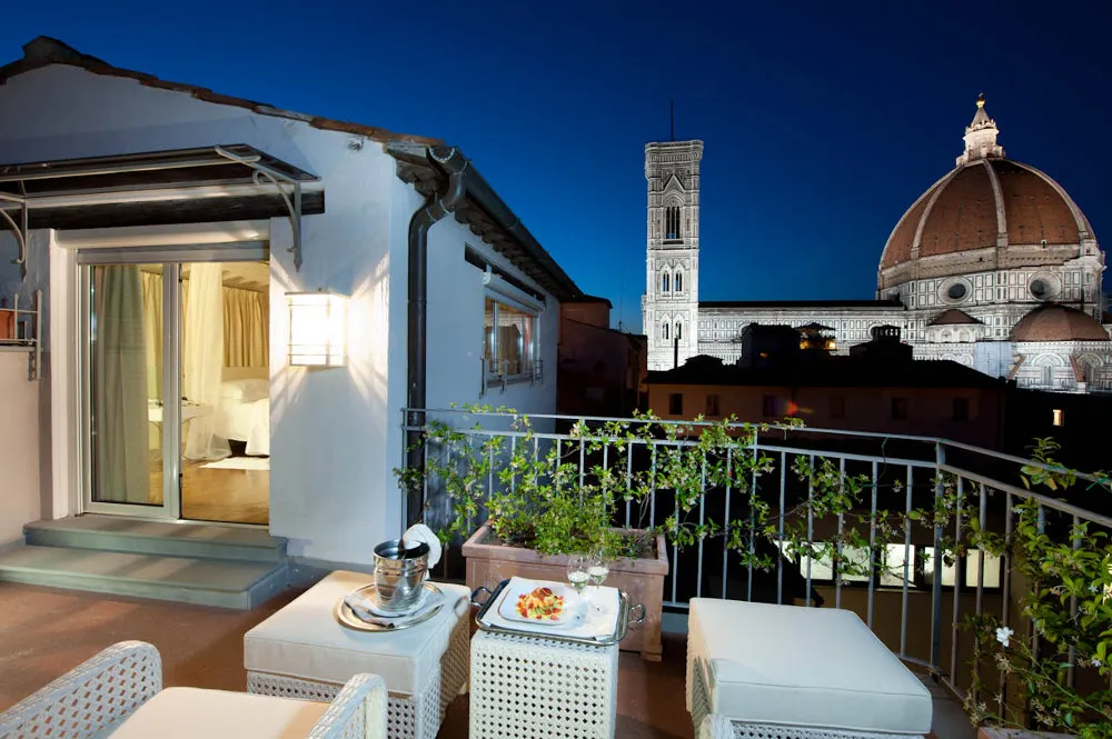 Brunelleschi Hotel, Florence exterior view