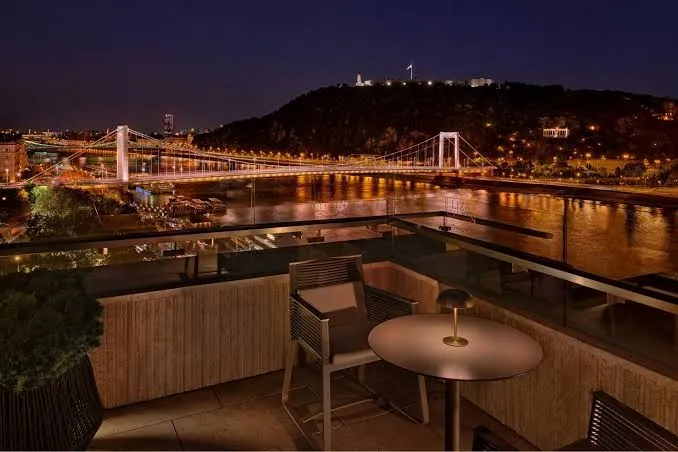 Budapest Marriott Hotel, Budapest exterior view