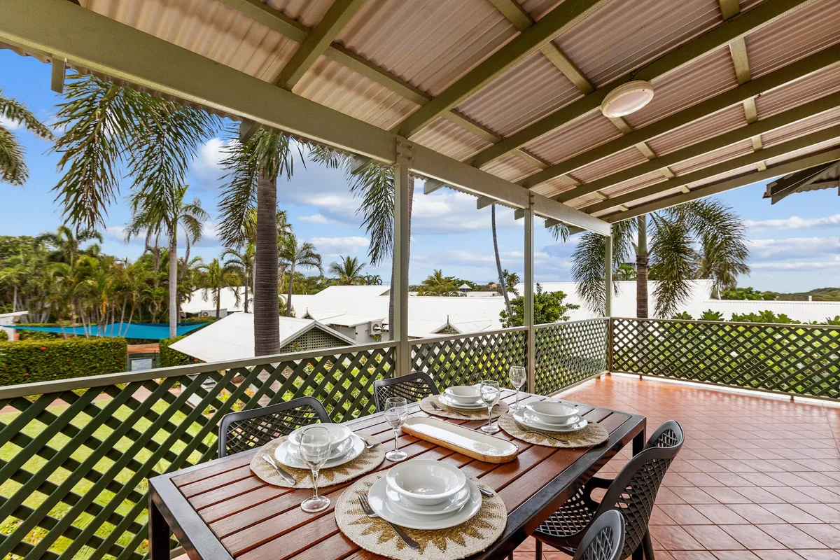 Cable Beachside Villas, Broome exterior view