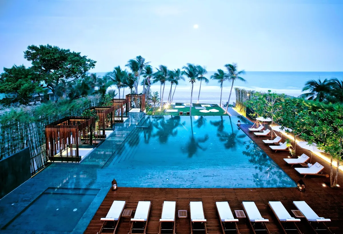 Cape Nidhra Hotel, Hua Hin exterior view