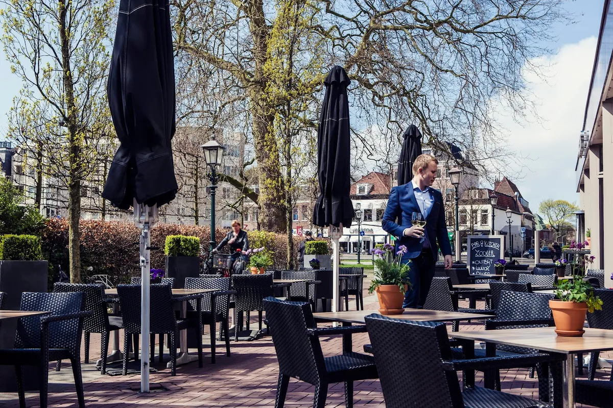 Carlton Square Hotel, Haarlem exterior view