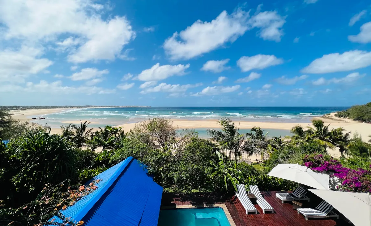 Casa Do Mar, Tofo Beach exterior view