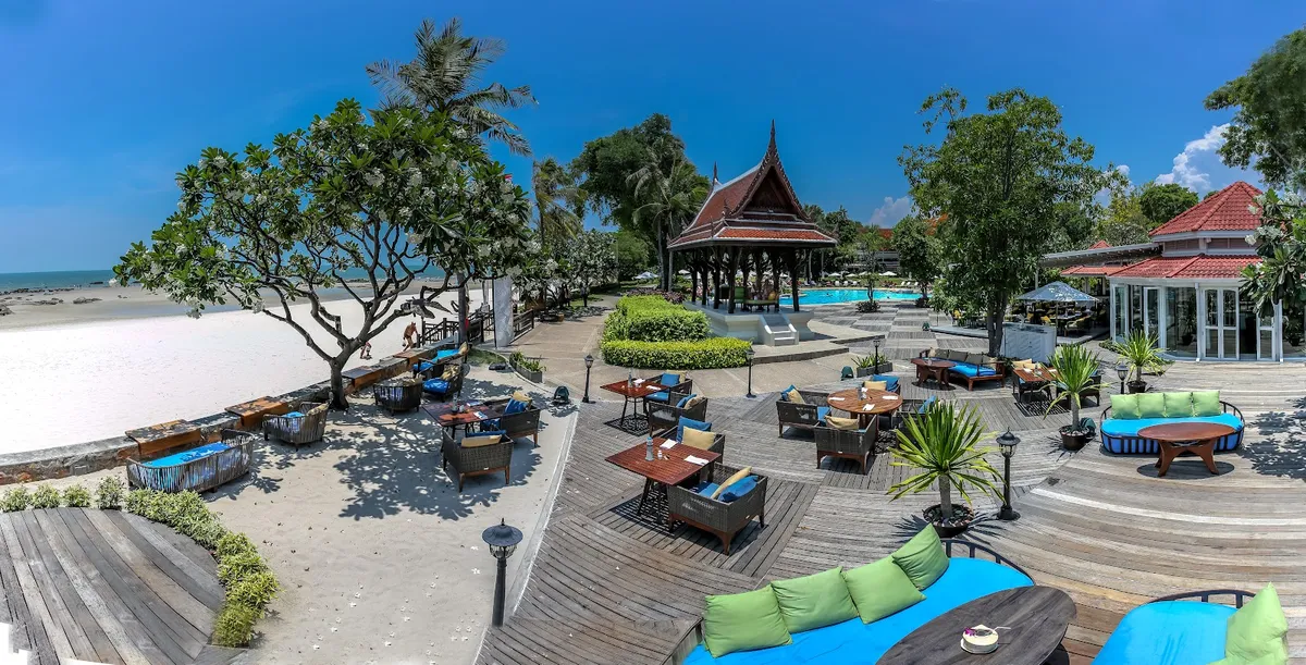 Centara Grand Beach Resort Hua Hin, Hua Hin exterior view