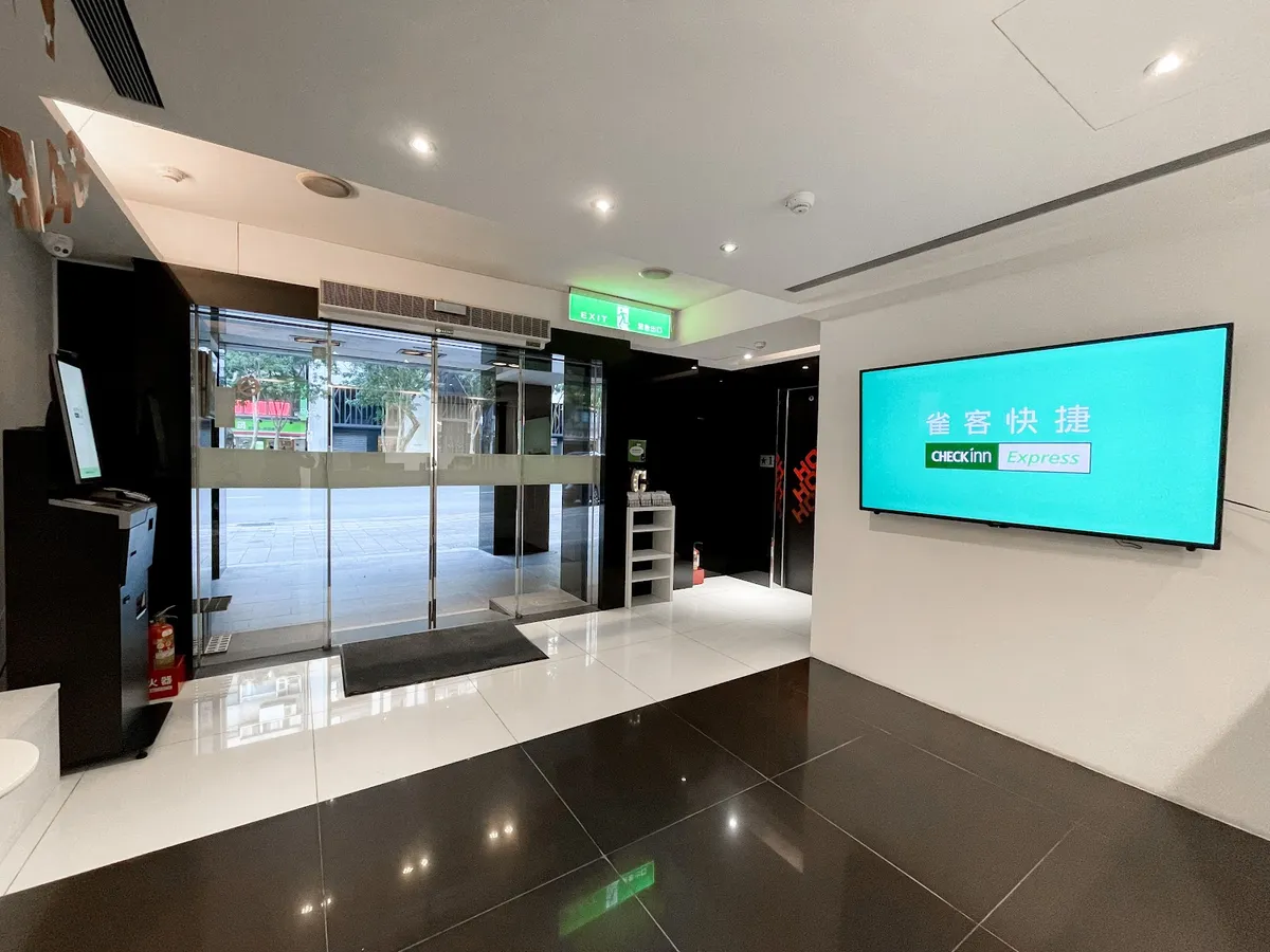 CHECK inn Express - Taipei YongKang, Taipei exterior view