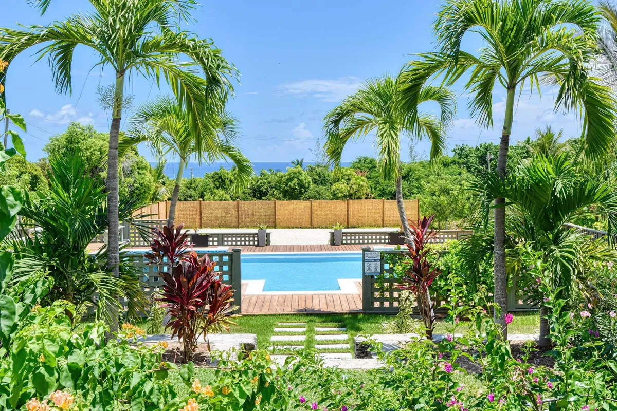 Cigatoo Vacation Rentals Resort, Eleuthera exterior view