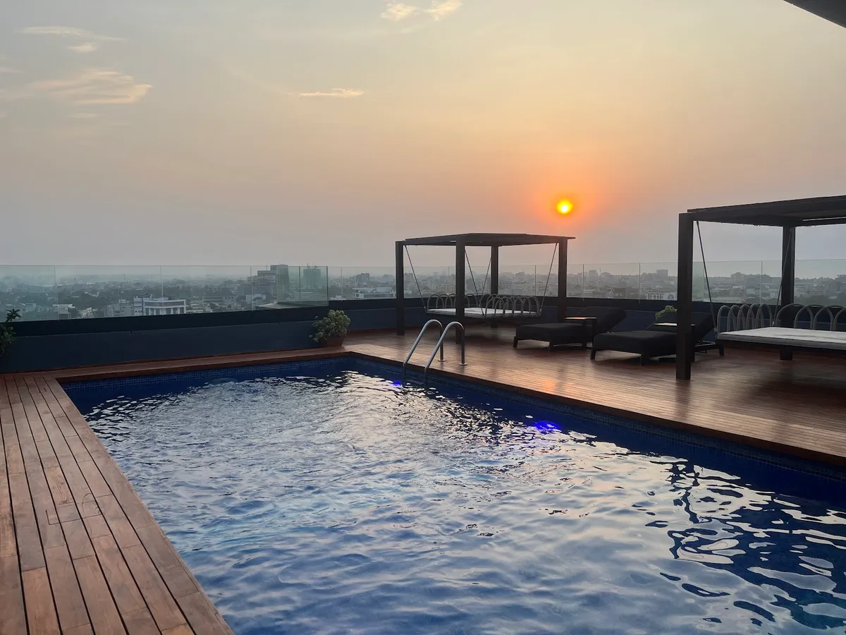 CIKA Golden Hotel and Suites, Lome exterior view
