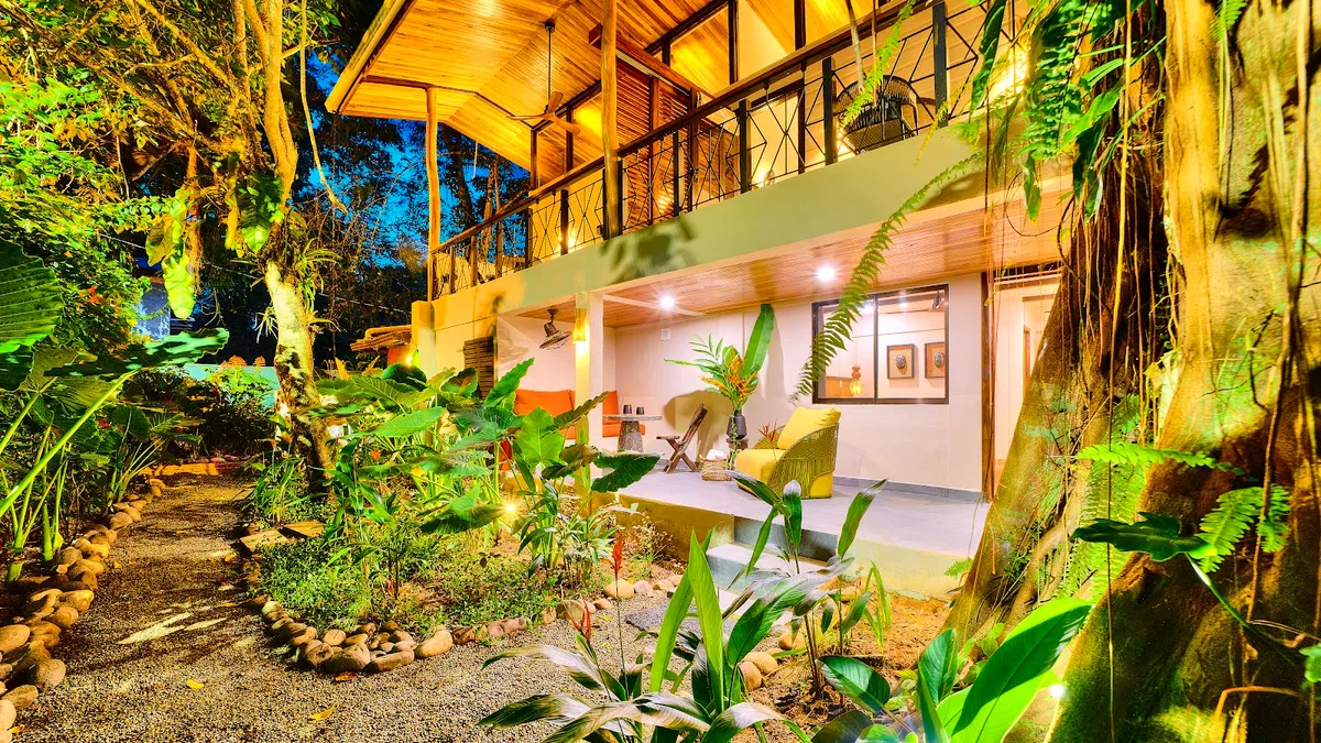 Conga Boutique Hotel, Puerto Viejo exterior view