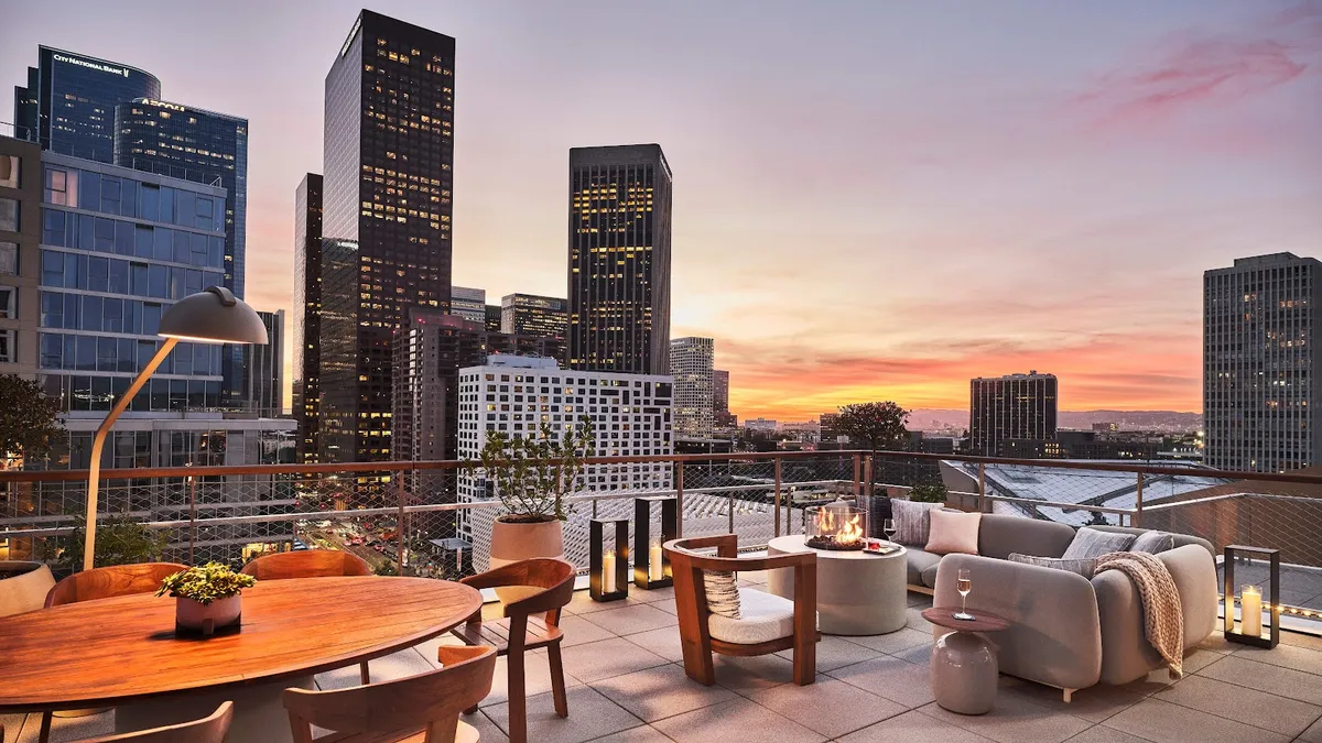 Conrad Los Angeles, Los Angeles exterior view