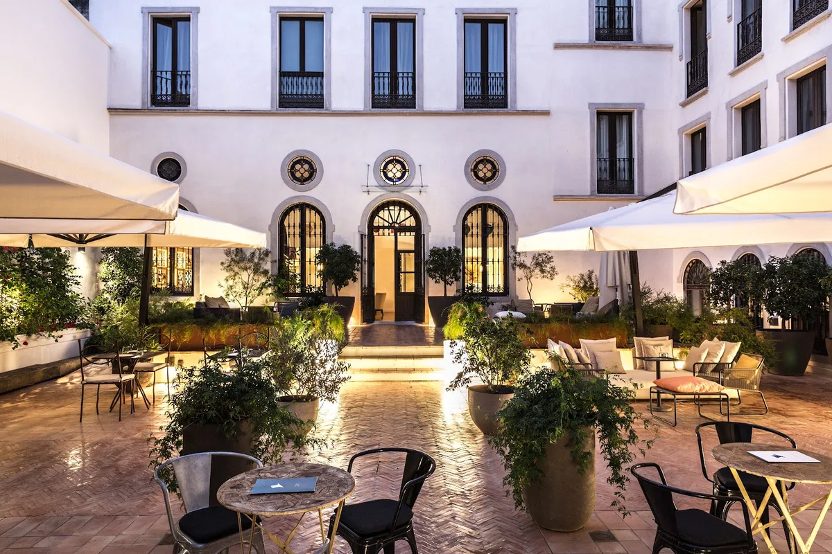 CoolRooms Palacio Villapanés 5 GL, Seville exterior view