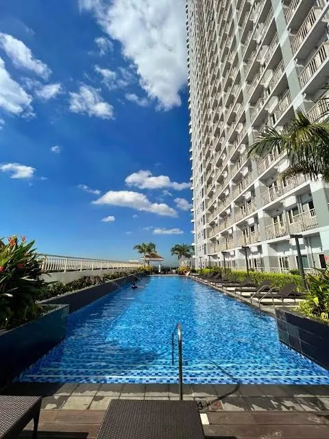 Cozy Penthouse 2BR Suite w Balcony - Amazing Manila Bay View and City Skyline near MOA - Suite with Balcony, Manila exterior