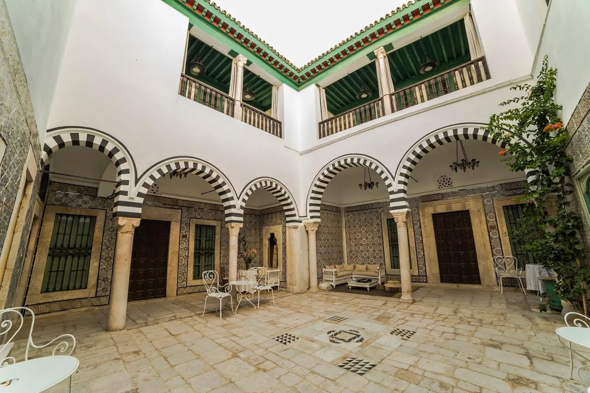 Dar Ben Gacem, Tunis exterior view