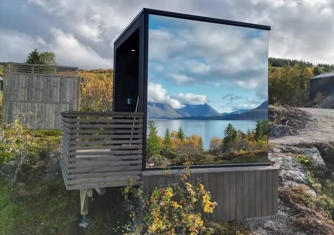 Day & Night Mirror Cabin WonderInn Arctic, Norwegian Fjords exterior view