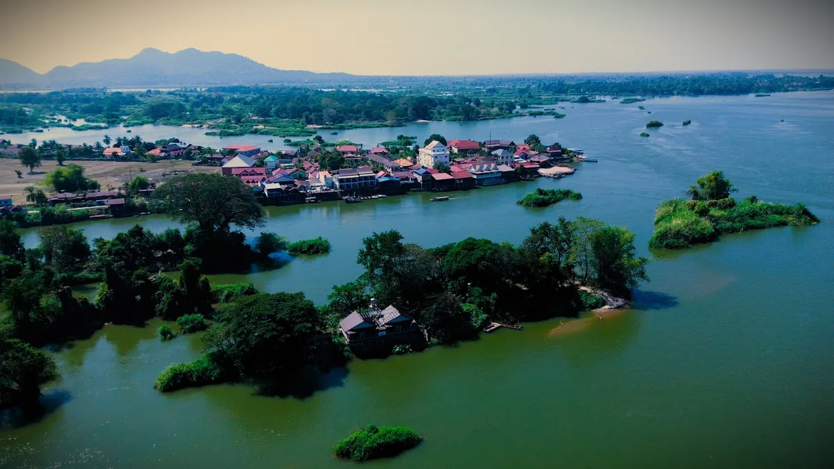Don Falang Homestay - Private Island & beach, 4000 Islands exterior view