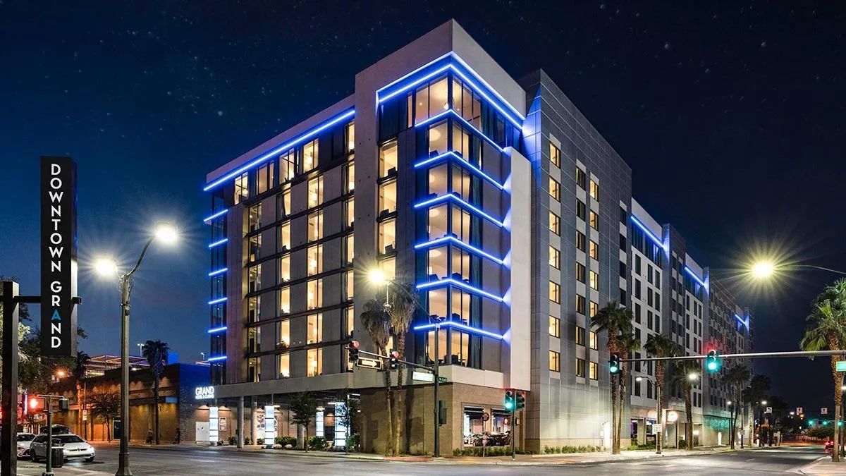 Downtown Grand Hotel & Casino, Mamanuca Islands exterior view