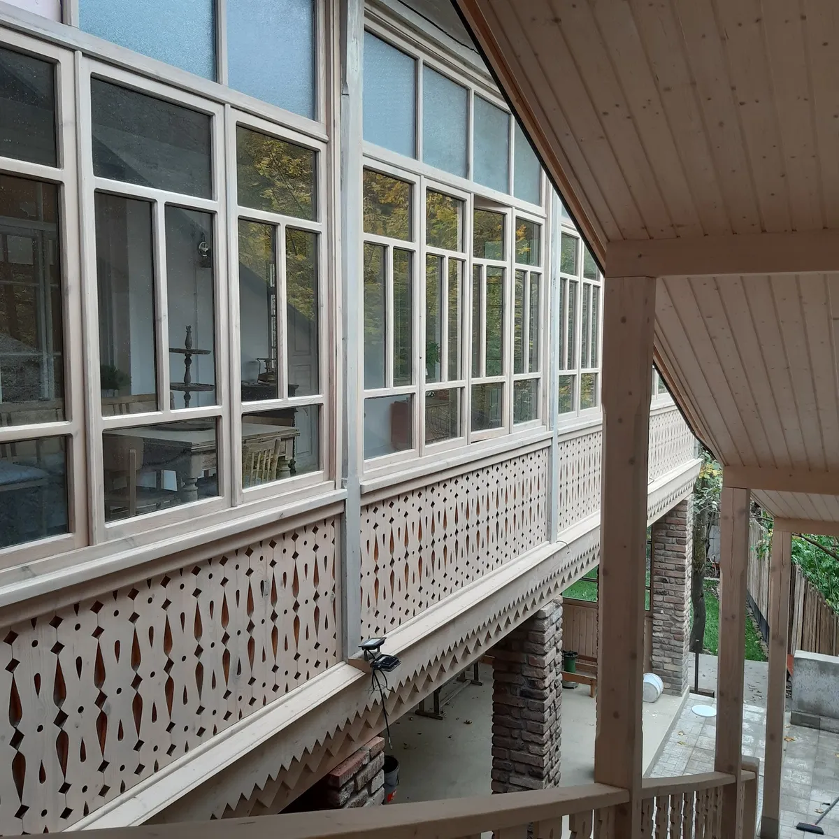 Durr 32, Dilijan exterior view