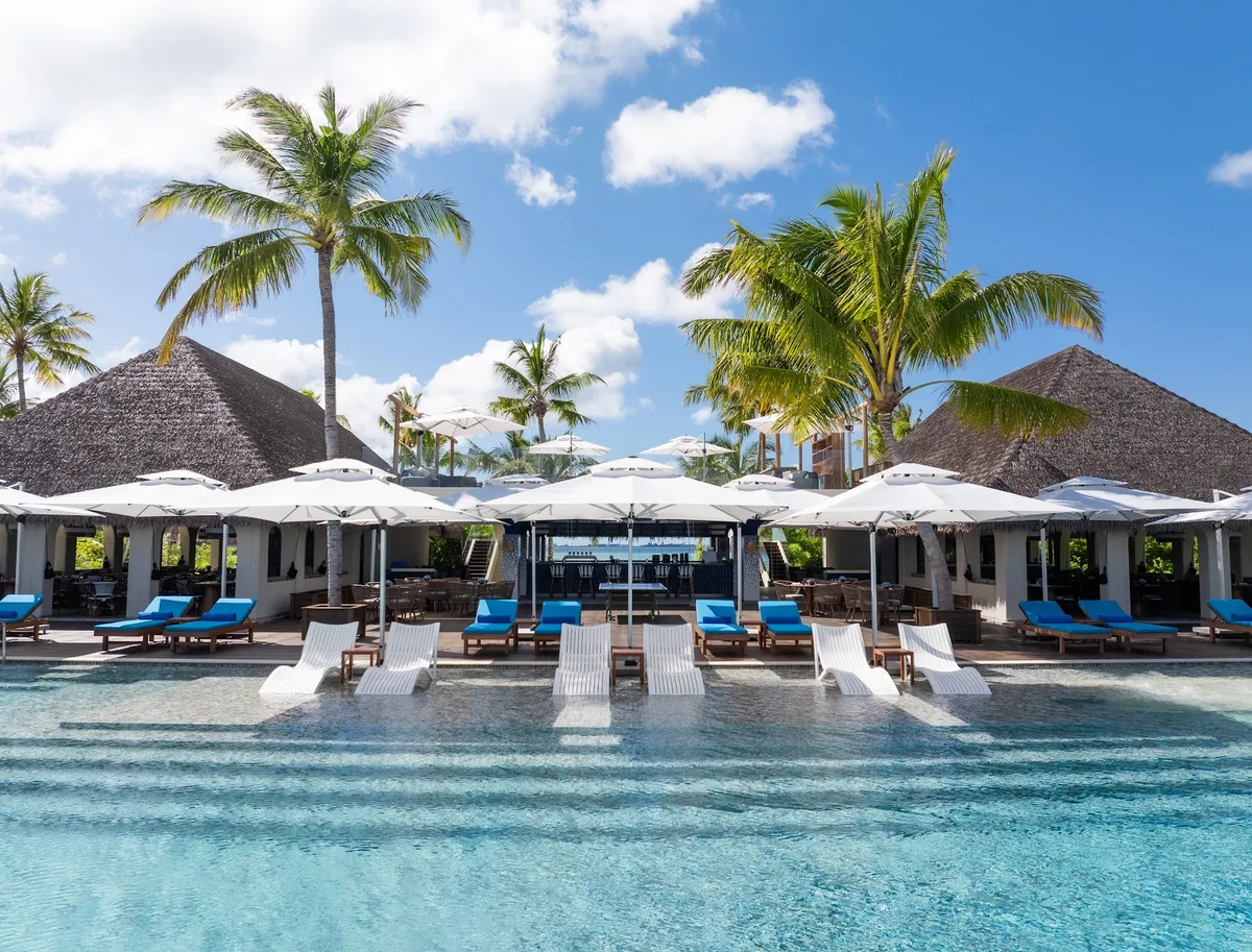 dusitD2 Feydhoo Maldives, Male exterior view