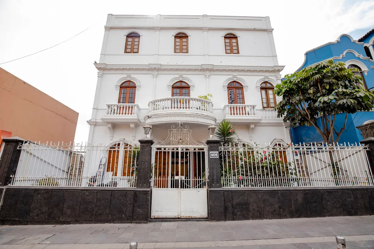 Econunay Hostels, Arequipa exterior view