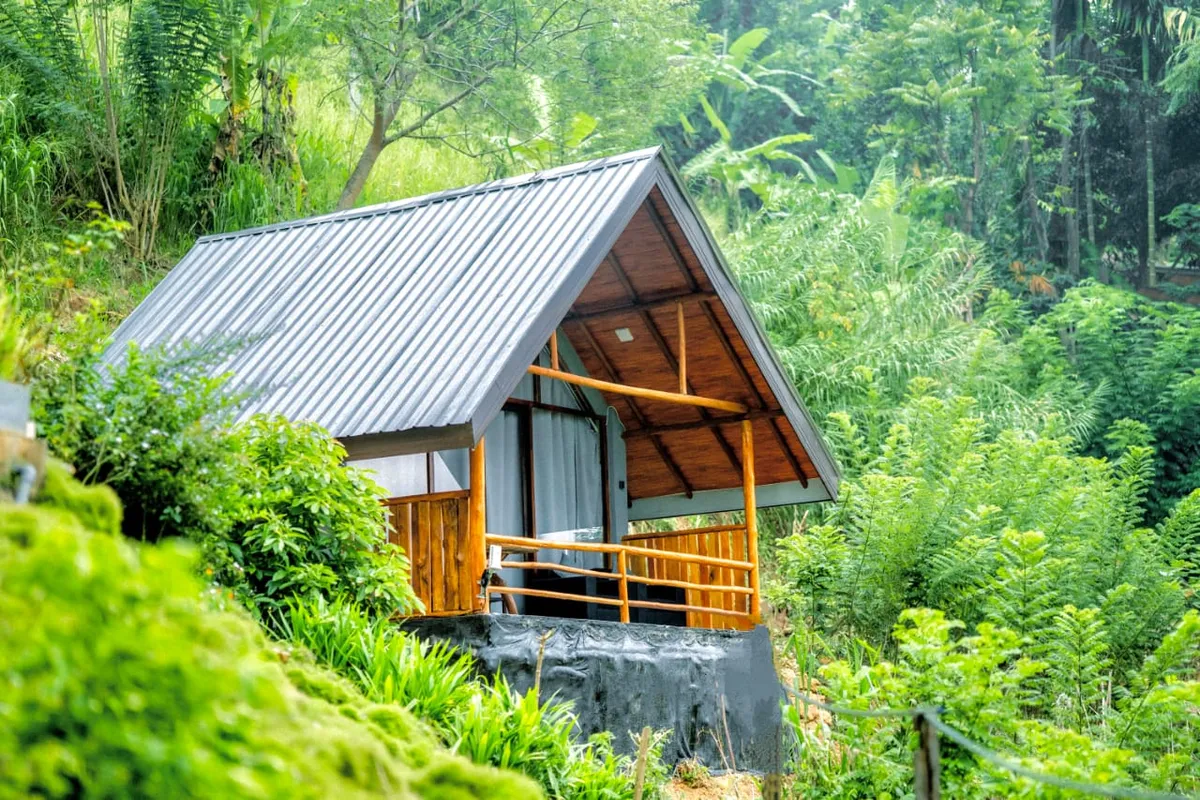 Ella Lovers View Cabins, Ella exterior view