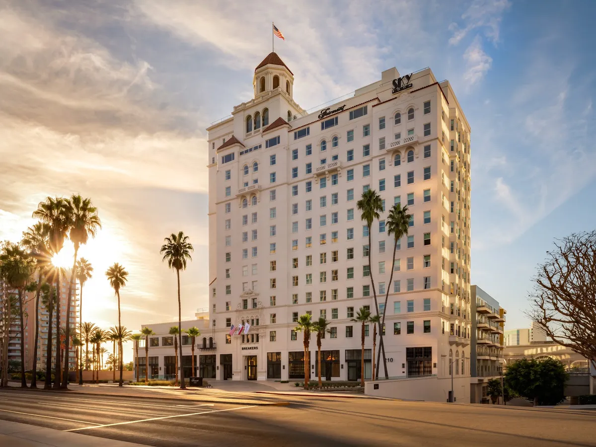 Fairmont Breakers Long Beach, San Pedro exterior view