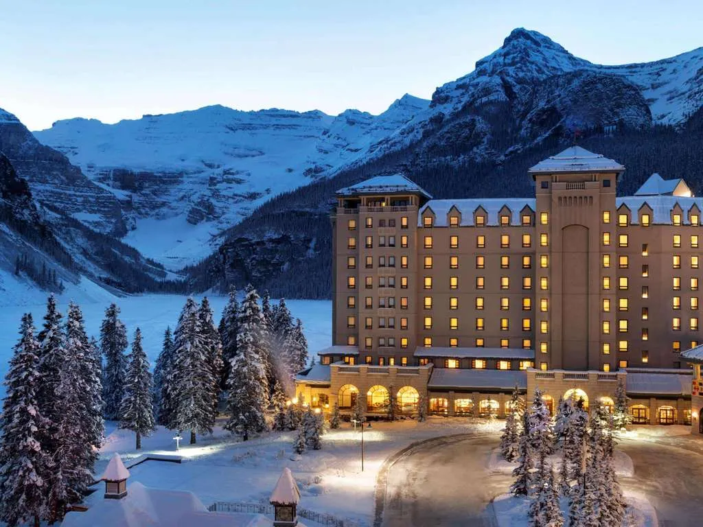 Fairmont Chateau Lake Louise, Canadian Rockies exterior view