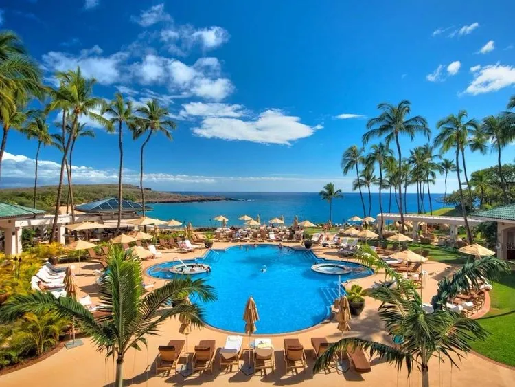 Four Seasons Resort Lanai, Harbour Island exterior view