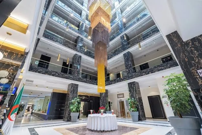 Golden Tulip Alexandre Constantine, Constantine exterior view