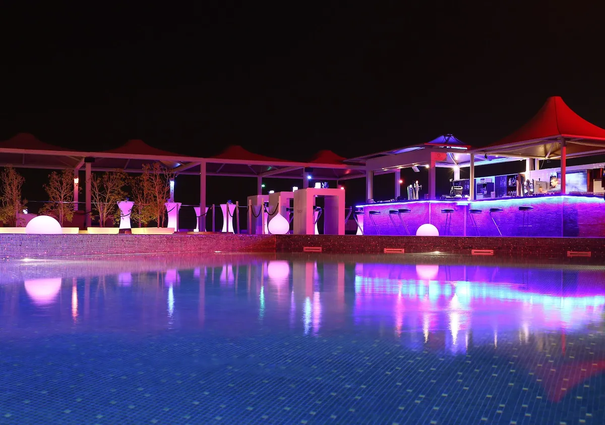 Golden Tulip Muscat, Muscat exterior view