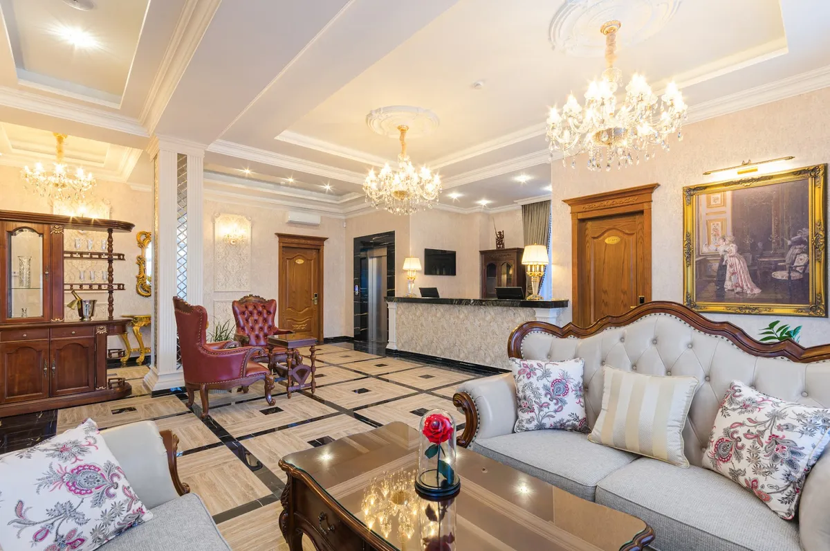 Gregory Hotel, Chisinau exterior view