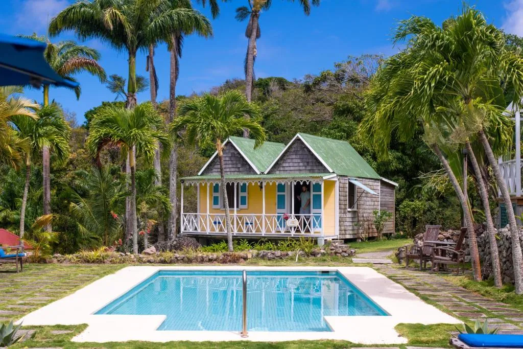 Hermitage Nevis, Frigate Bay exterior view