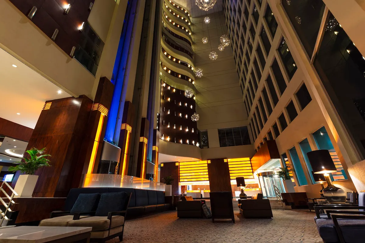 Hilton Colon Guayaquil, Guayaquil exterior view