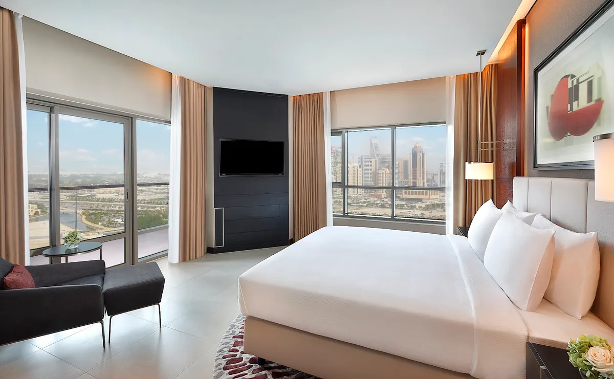 Hilton Doha The Pearl, Lusail exterior view