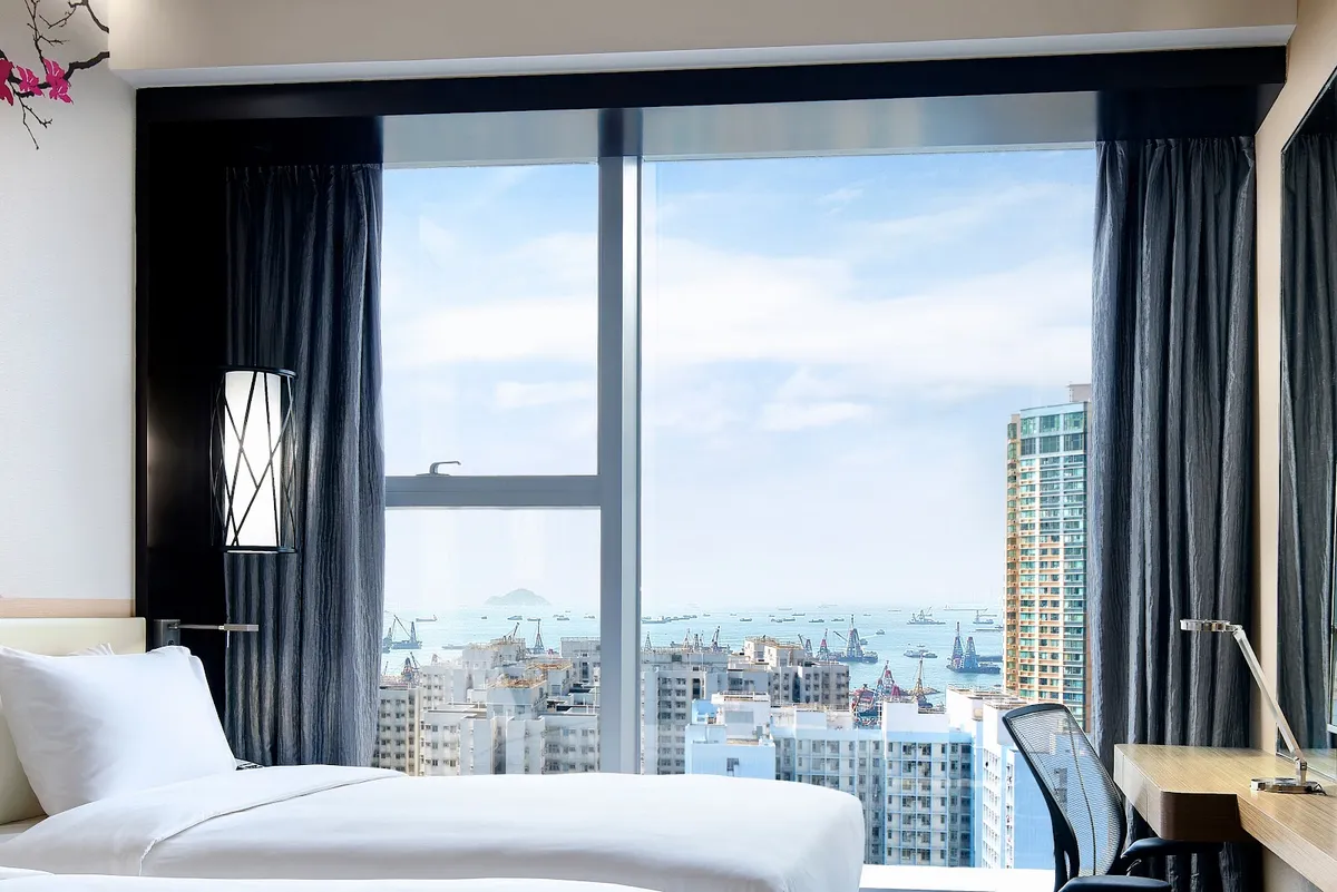 Hilton Garden Inn Hong Kong Mongkok, Kowloon exterior view