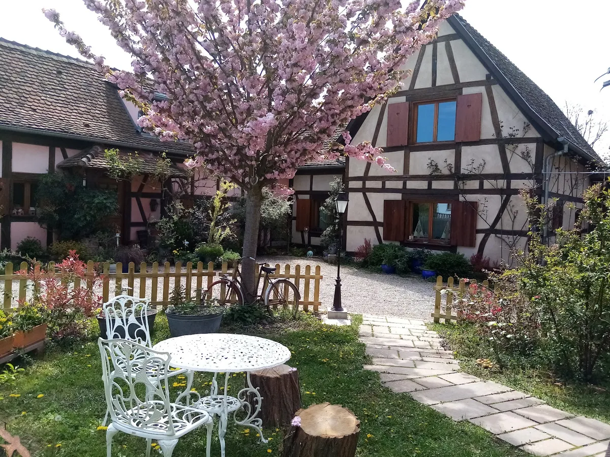 Hissele, Alsace exterior view