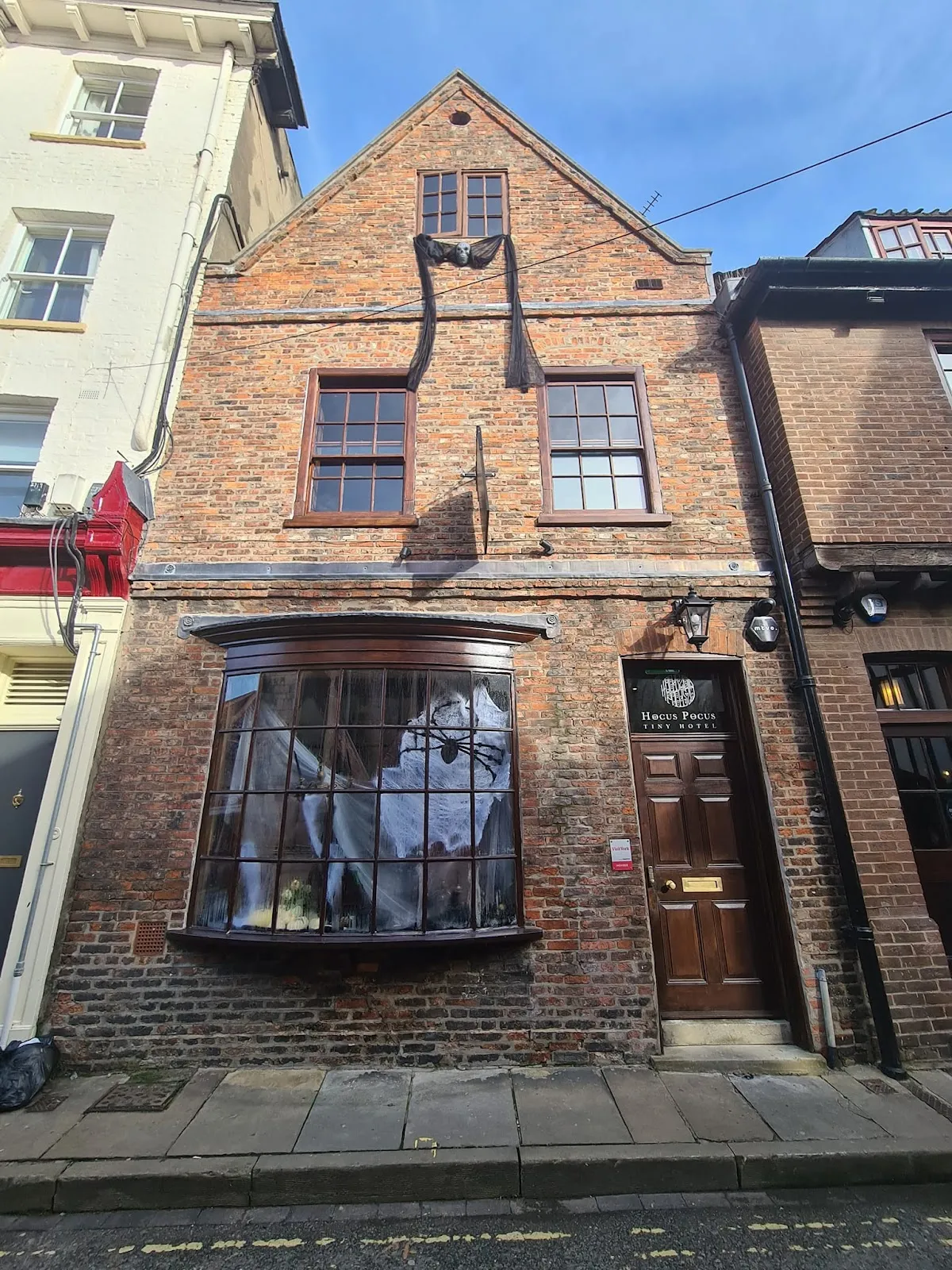 Hocus Pocus Tiny Hotel, York exterior view