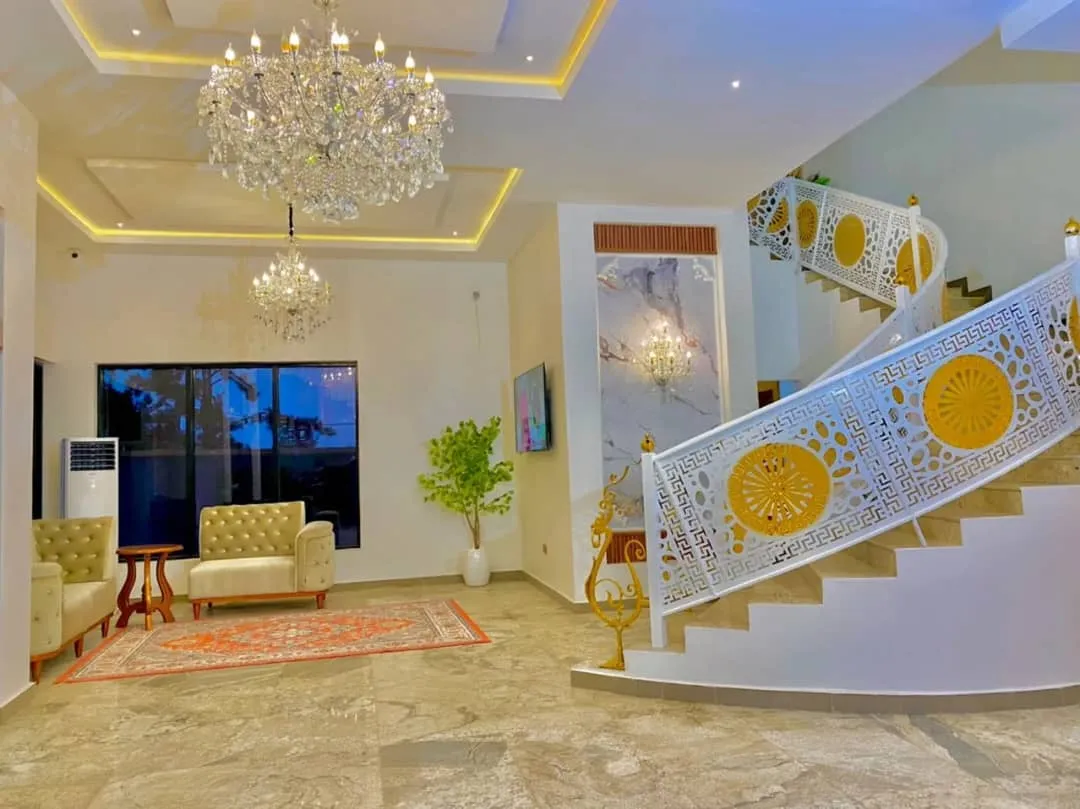 Hogis Royale Apartments and Suites, Calabar exterior view