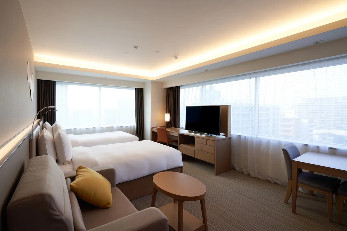 Holiday Inn & Suites Shin Osaka, an IHG Hotel, Osaka exterior view