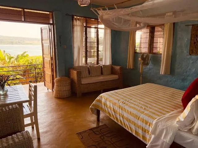 HomeOnTheNile Lake view double - Double Room with Balcony, Jinja exterior view