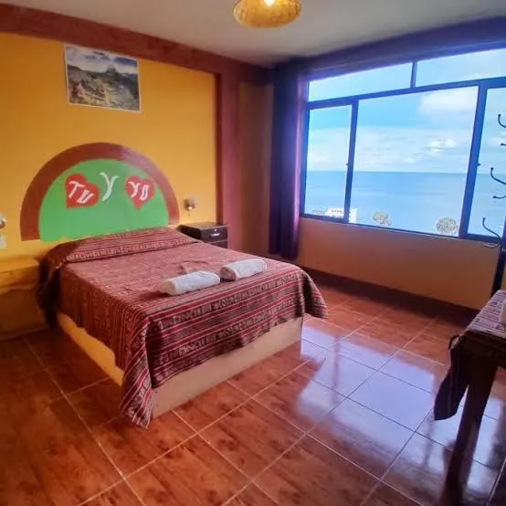 Hostal Sol y Lago - Family Bungalow with Private Bathroom and Lake View, Copacabana exterior view