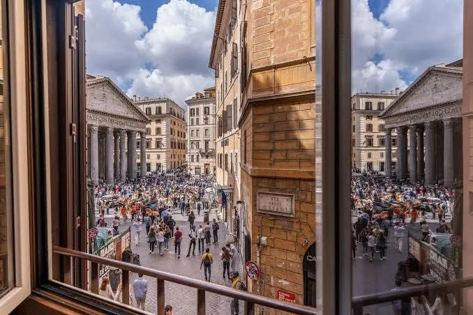 Hotel Abruzzi, Rome exterior view