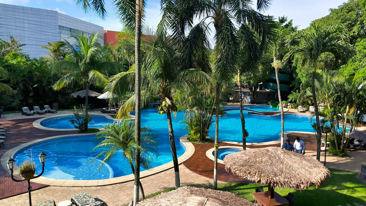 Hotel Camino Real, Santa Cruz exterior view