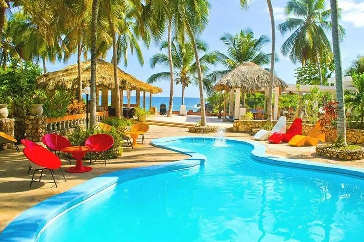 Hotel Cyvadier, Jacmel exterior view