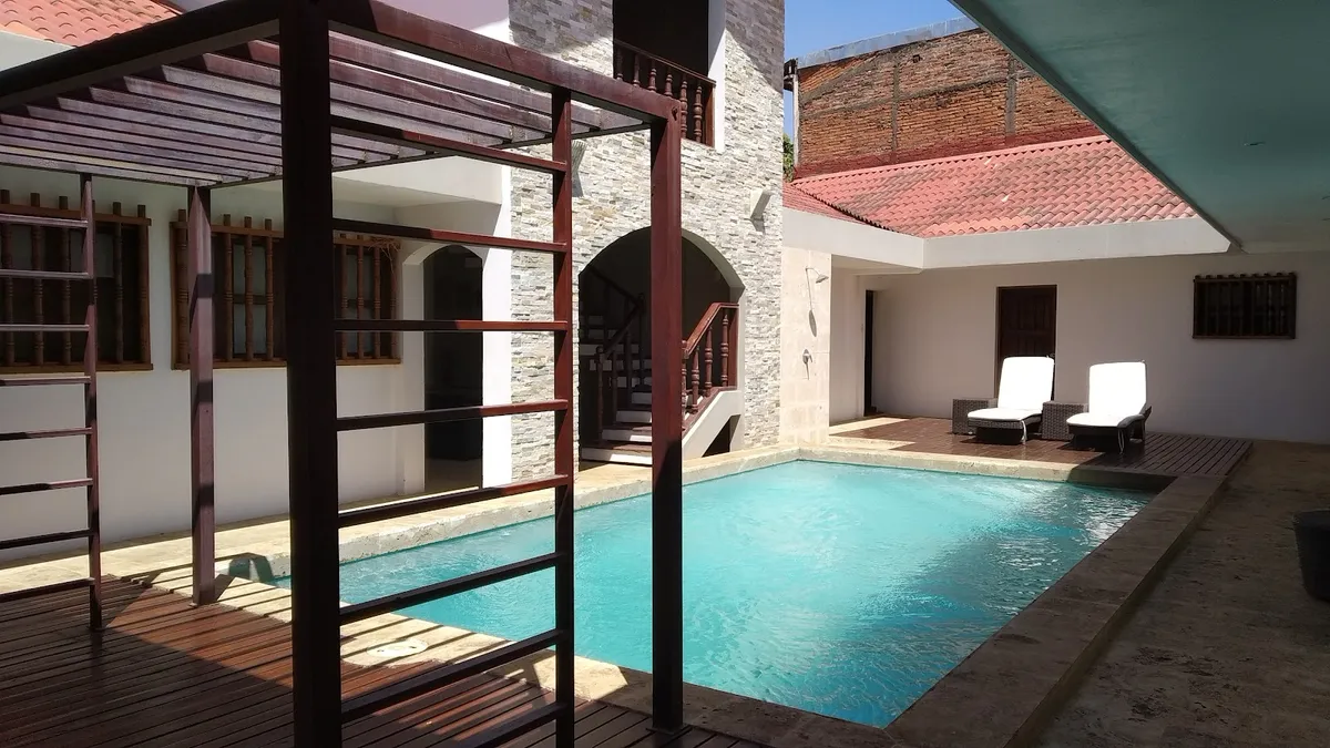 Hotel Flor de Sarta, Leon exterior view