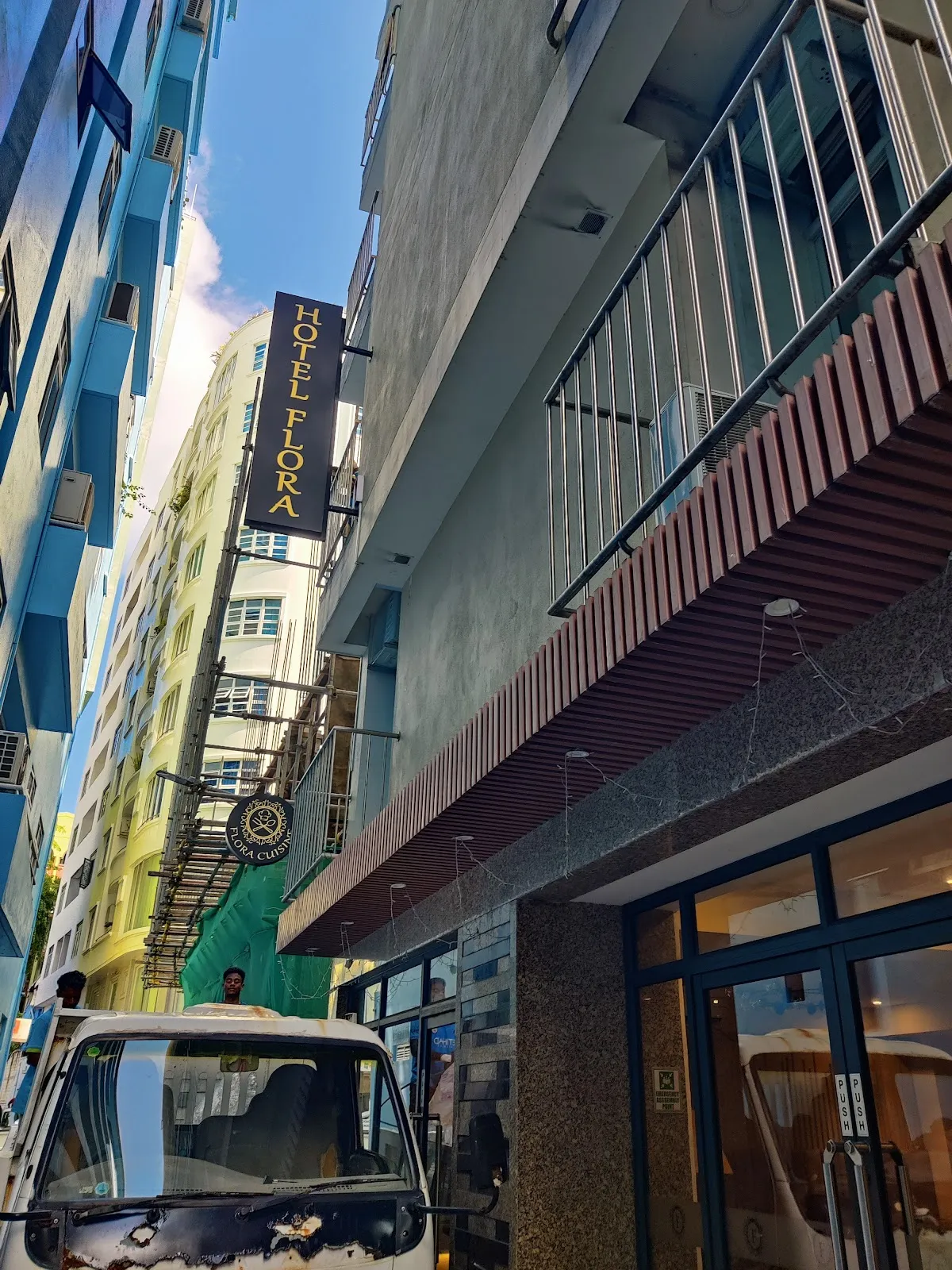 Hotel Flora Male, Male exterior view