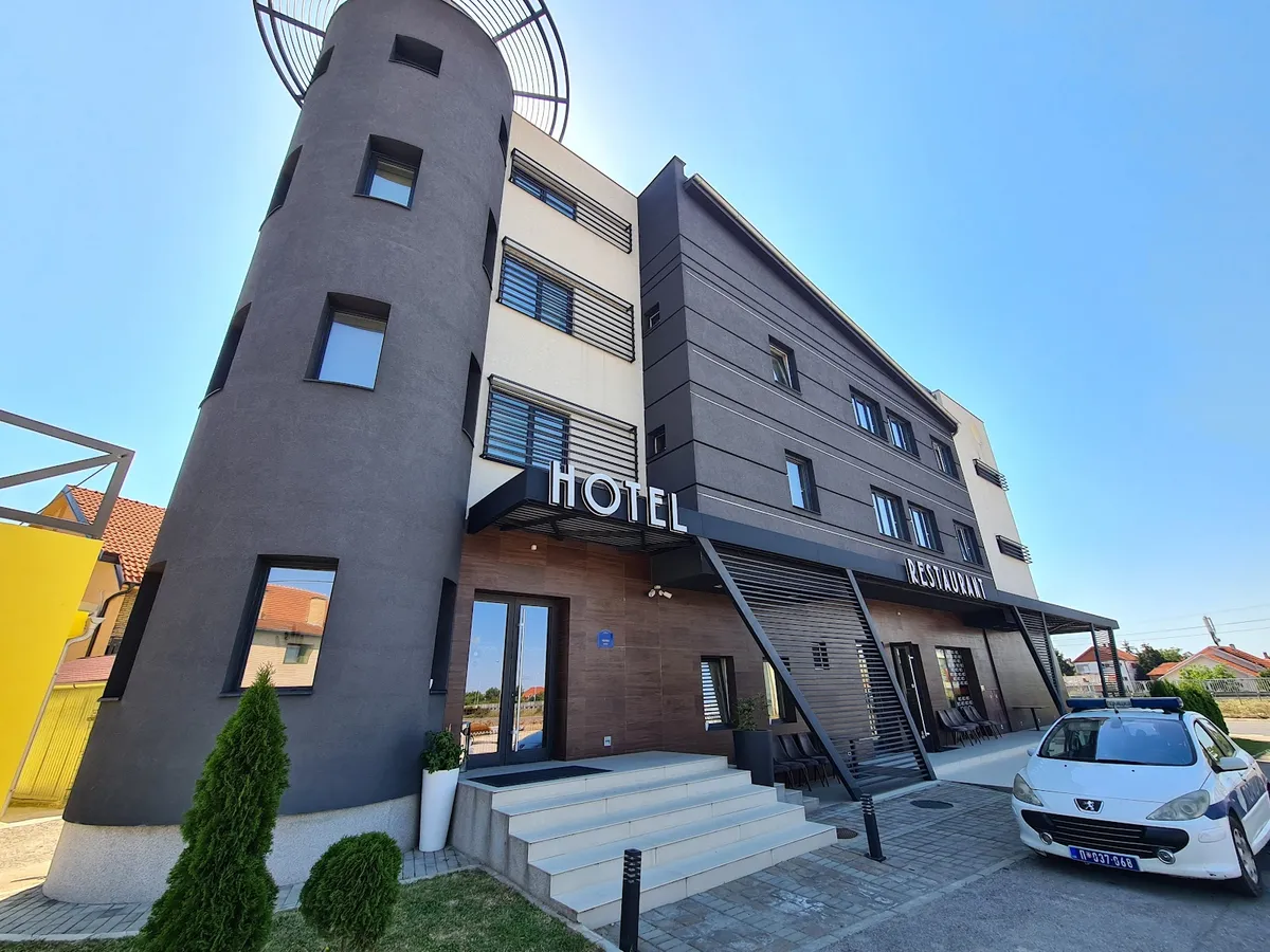 Hotel IDEO LUX, Nis exterior view