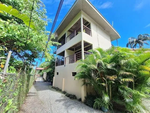 Hotel Infiniti, Puerto Viejo exterior view